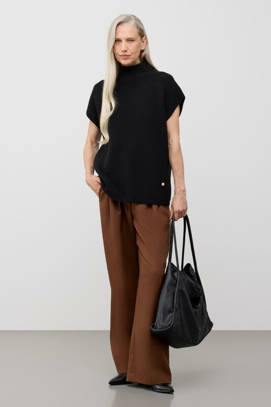 ����� ���